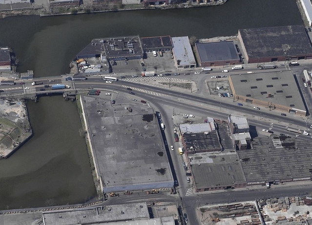 Metropolitan Avenue Bridge: Metropolitan Avenue Bridge 1